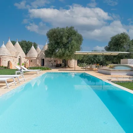 Trulli Ennea Tipico Collection *